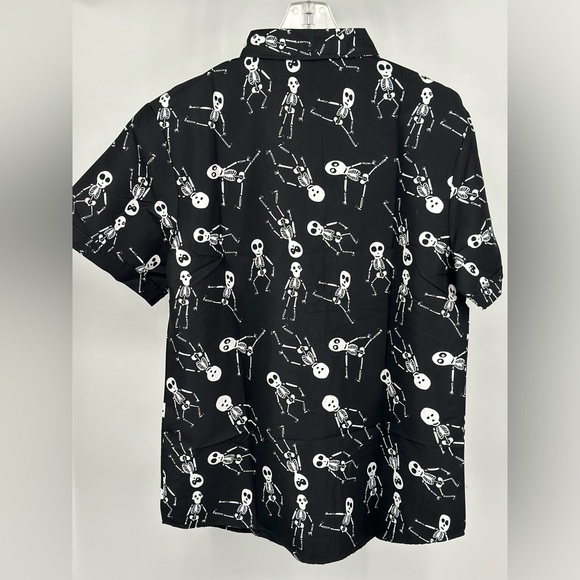 SSLR Skeleton Shirt Button Up Short Sleeve Causal Lightweight - Picture 2 of 4